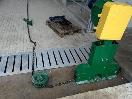 Установка навозоуборочная скреперная УНС-1 (170м/250м)