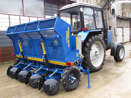 КАРТОФЕЛЕСАЖАЛКА НАВЕСНАЯ ЧЕТЫРЕХРЯДНАЯ КСМ-4Н