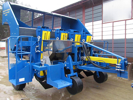 КАРТОФЕЛЕСАЖАЛКА ПОЛУНАВЕСНАЯ ЧЕТЫРЕХРЯДНАЯ КСМ-4