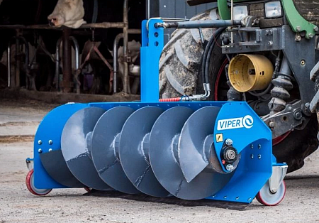 Подталкиватель кормов Viper навесной