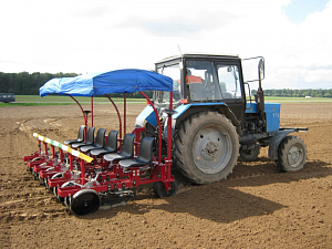 МАШИНА РАССАДОПОСАДОЧНАЯ 2-Х РЯДНАЯ (БЕСКАССЕТНАЯ) МР