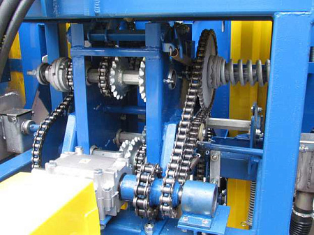 КАРТОФЕЛЕСАЖАЛКА ПОЛУНАВЕСНАЯ ЧЕТЫРЕХРЯДНАЯ КСМ-4