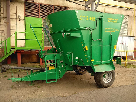 Кормораздатчик СРВ-8Б с выгрузными окнами